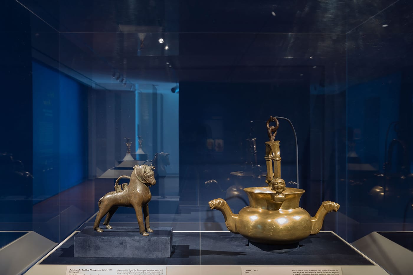 2016-10-12_db_table_fountain_exhibition_14