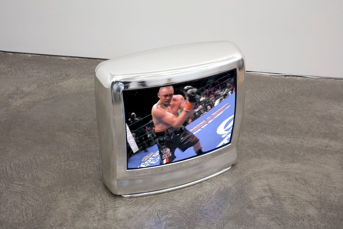 Paul Pfeiffer, untitled exhibition, installation view (all photos by the author for Hyperallergic)