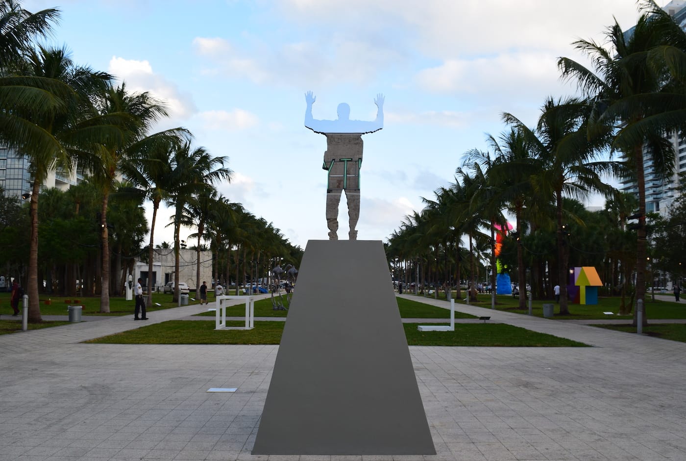 Glenn Kaino's "Invisible Man" (2016) in the Public sector of Art Basel Miami Beach 2016 (all photos by the author for Hyperallergic)