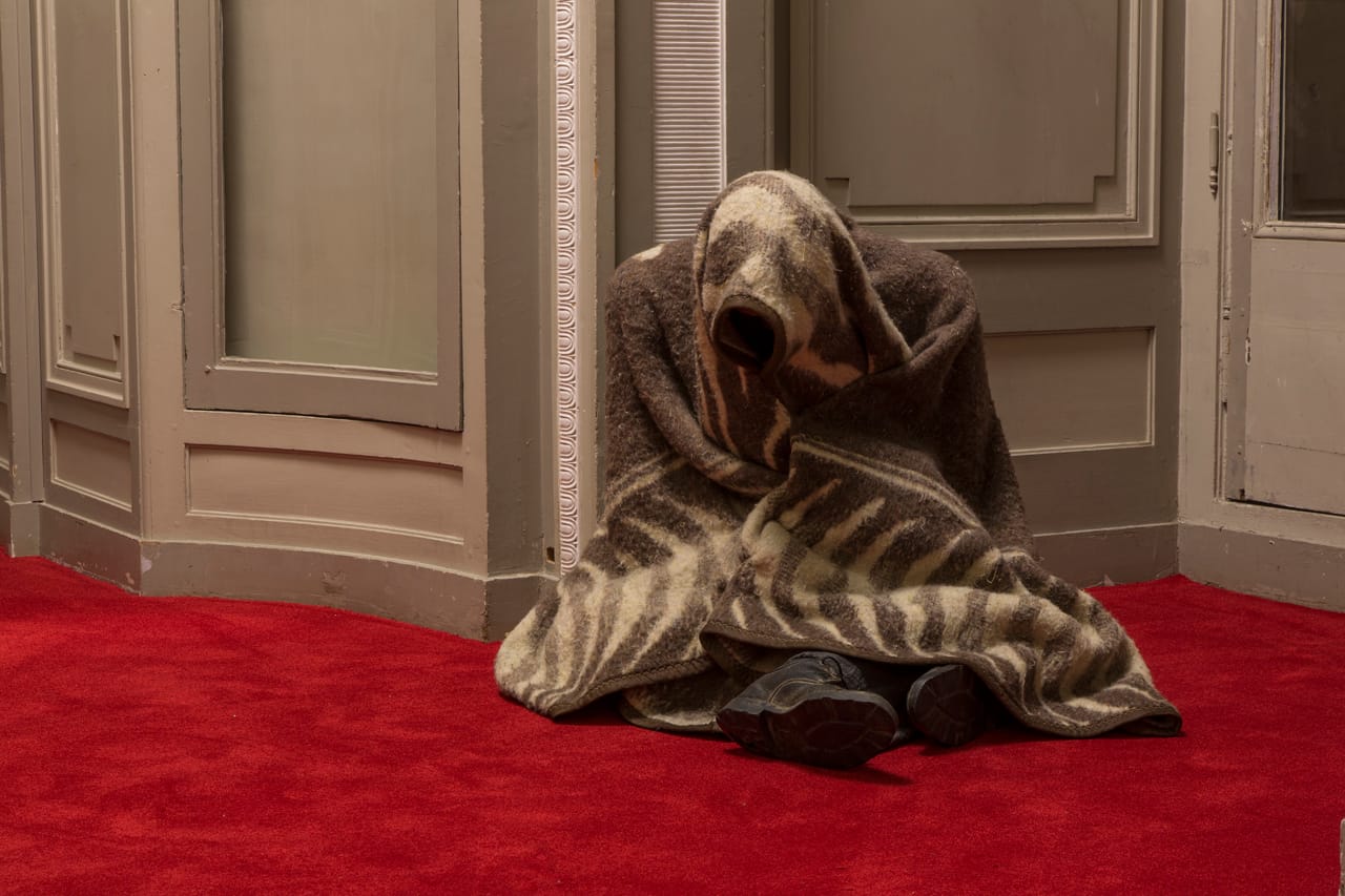 Maurizio Cattelan, "Untitled (Gérard)" (1999), plastic mannequin, clothes, shoes (photo by Zeno Zotti)