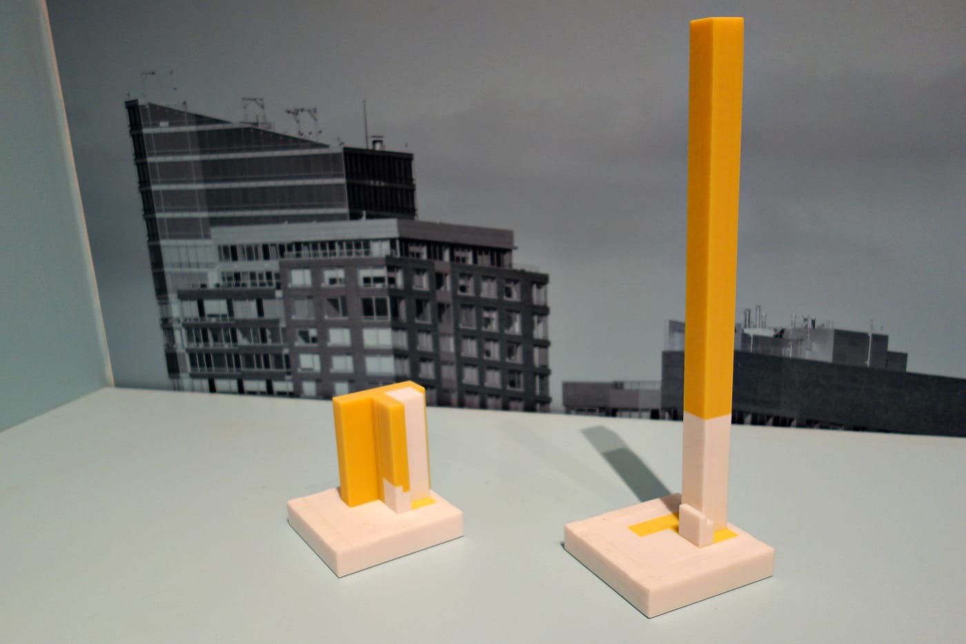 Installation view of Mastering the Metropolis New York and Zoning, 1916-2016 at the Museum of the City of New York (photo by the author for Hyperallergic)