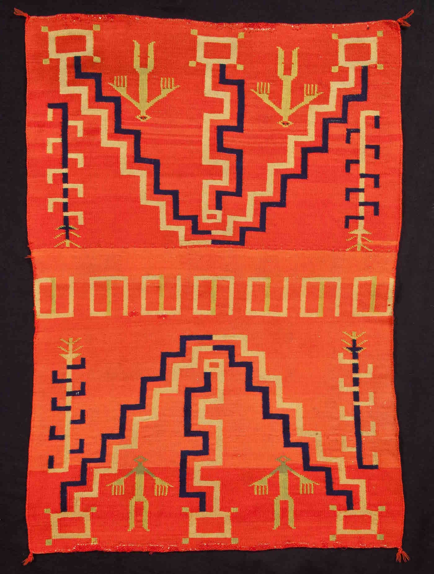 Diné (Navajo) artist, Arizona or New Mexico, Blanket (late 19th century), wool, 49 1/4 x 34 3/4 in, gift of Mrs. Herbert Michael Wilson
