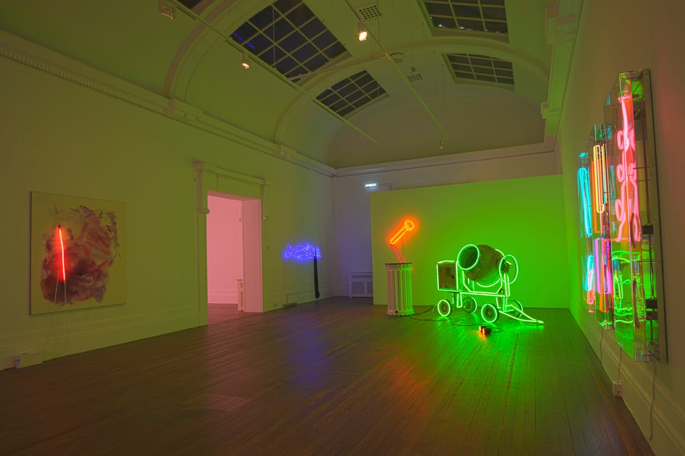 31/08/2016 Neon-The Charged Line-Exhibition