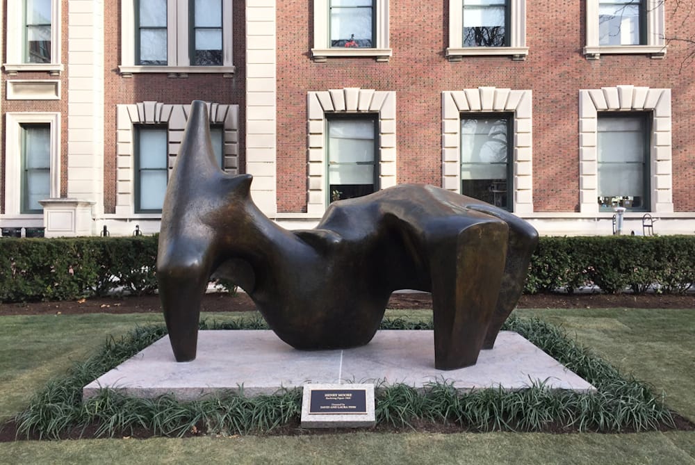 Installation view of Henry Moore, "Reclining Figure" (1969–70), bronze, 90 x 133 x 79 in, gift of David and Laura Finn (photo Roberto C. Ferrari, Art Properties, Avery Architectural & Fine Arts Library, Columbia University)