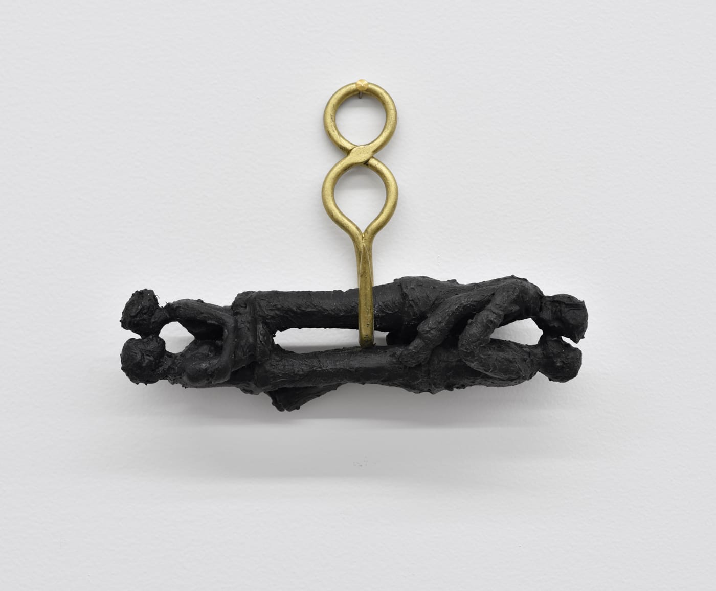 Annette Messager, "Les Amoureux" (2016), sculpture, hook, assorted objects, acrylic paint, string, 5 5/16 x 7 11/16 x 2 3/8 in