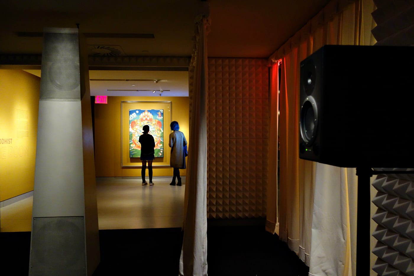 Installation view of Sacred Spaces: Himalayan Wind at the Rubin Museum (photo by the author for Hyperallergic)