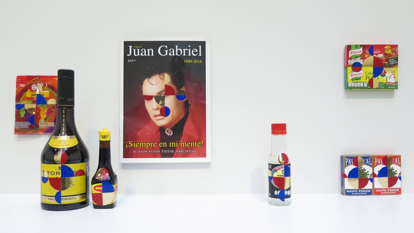 Installation view of Gabriel Orozco's exhibition at kurimanzutto