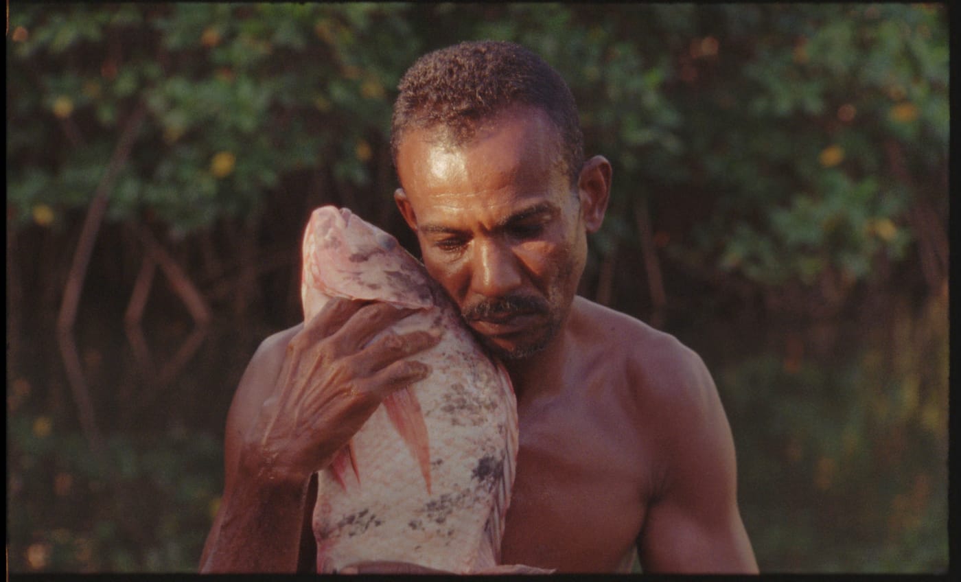 Still from Jonathas de Andrade,&nbsp;"O peixe"&nbsp;("The Fish," 2016), 16 mm film transferred to HD video, sound, color; 38 min (courtesy Alexander and Bonin, New York, and Galeria Vermelho, São Paulo)