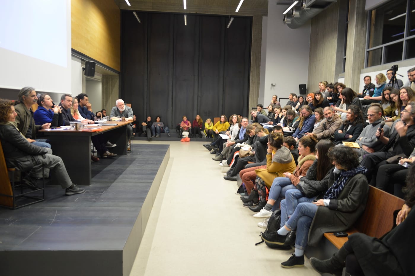 "Learning from Documenta" round table on March 9, 2017, "The Politics of Art Making," at the Athens School of Fine Arts; participants (from left to right): N. Pappa, P. Charalambous, N.G. Khan-Dossos, A. Lampropoulos, and E. Rikou (coordinators), R. Lowe, A. Omrani, T. Tramboulis (photo by George Sakkas)