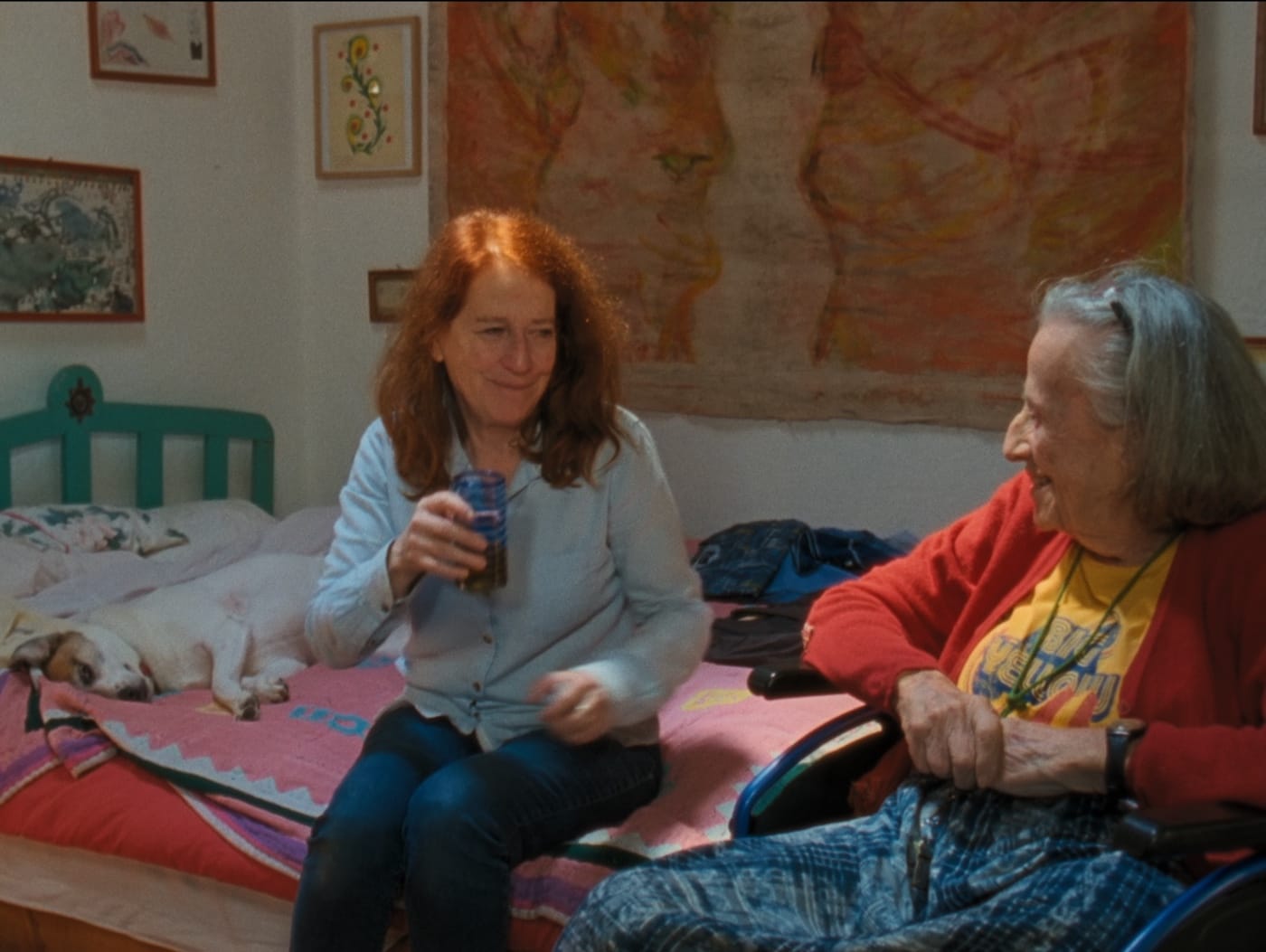 Rosalind Nashashibi, "Vivian's Garden" (2017), digital video transferred from 16mm film, color, sound, 30 min (courtesy of the artist)