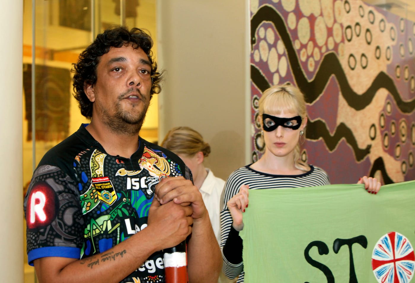 On June 18, Australian activist Rodney Kelly gave a talk inside the British Museum to protest the museum's ownership of the Gweagal shield.
