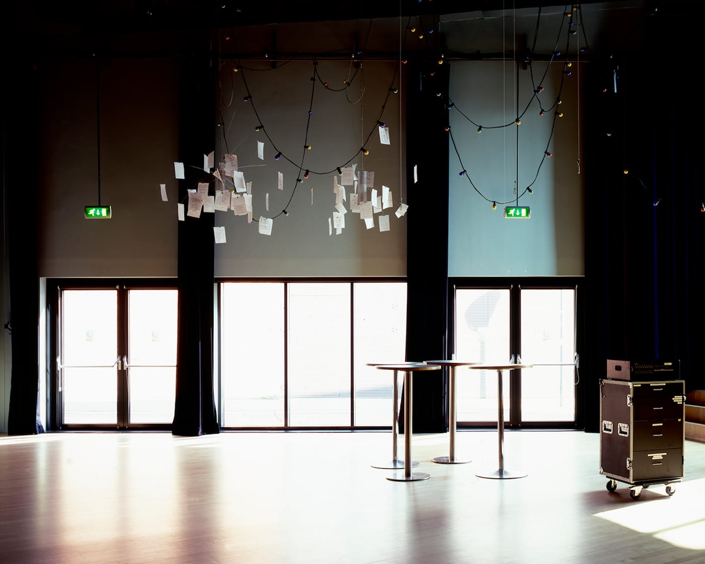 Hrair Sarkissian, "Theater de Veste 25/02/2015 00:00," from <em>Wish Ambulance</em> (courtesy the artist)