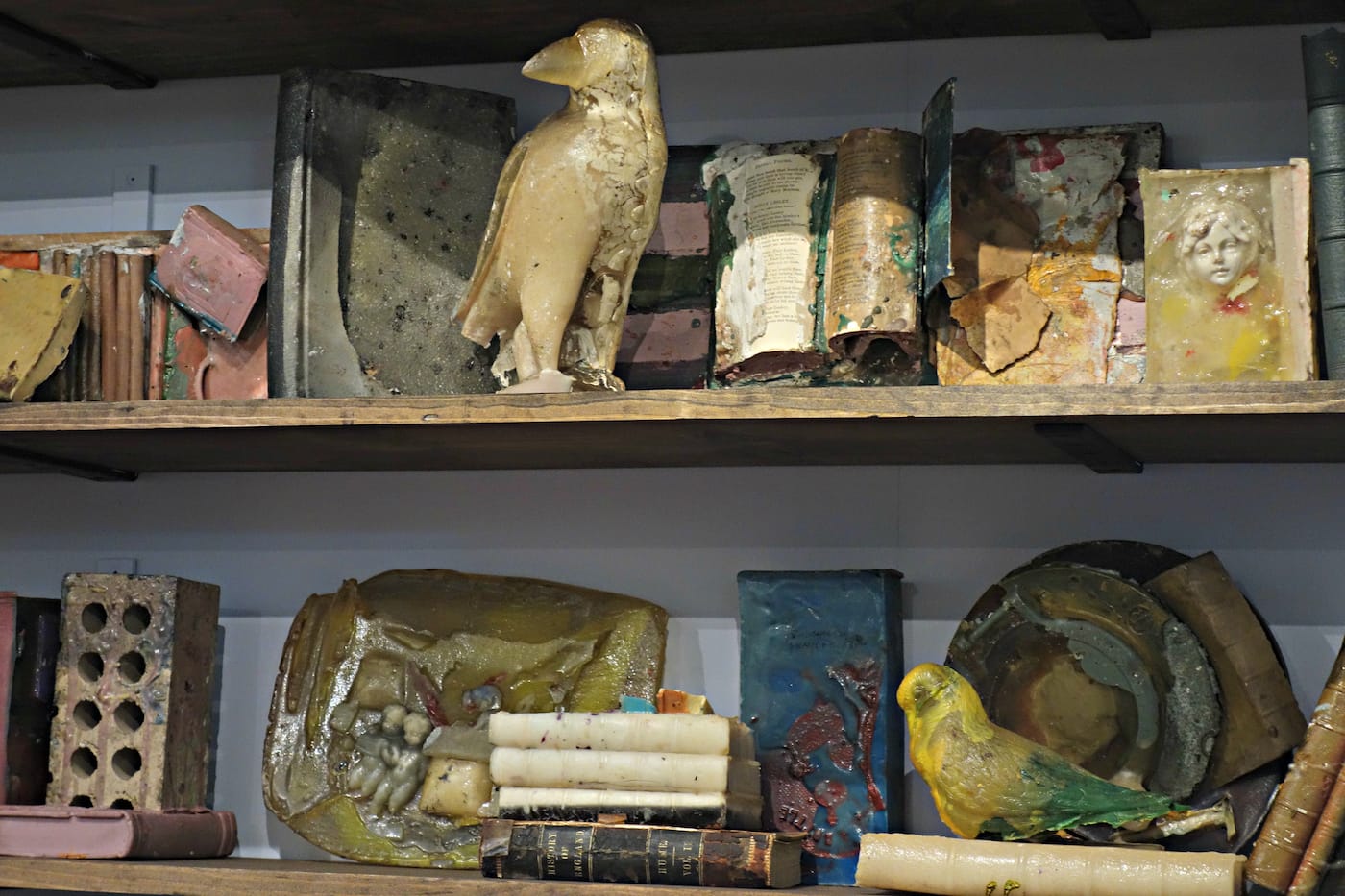 Installation view of <em>Volumes: Stella Waitzkin + Rita Barros</em> at the John Michael Kohler Arts Center (photo by the author for Hyperallergic)