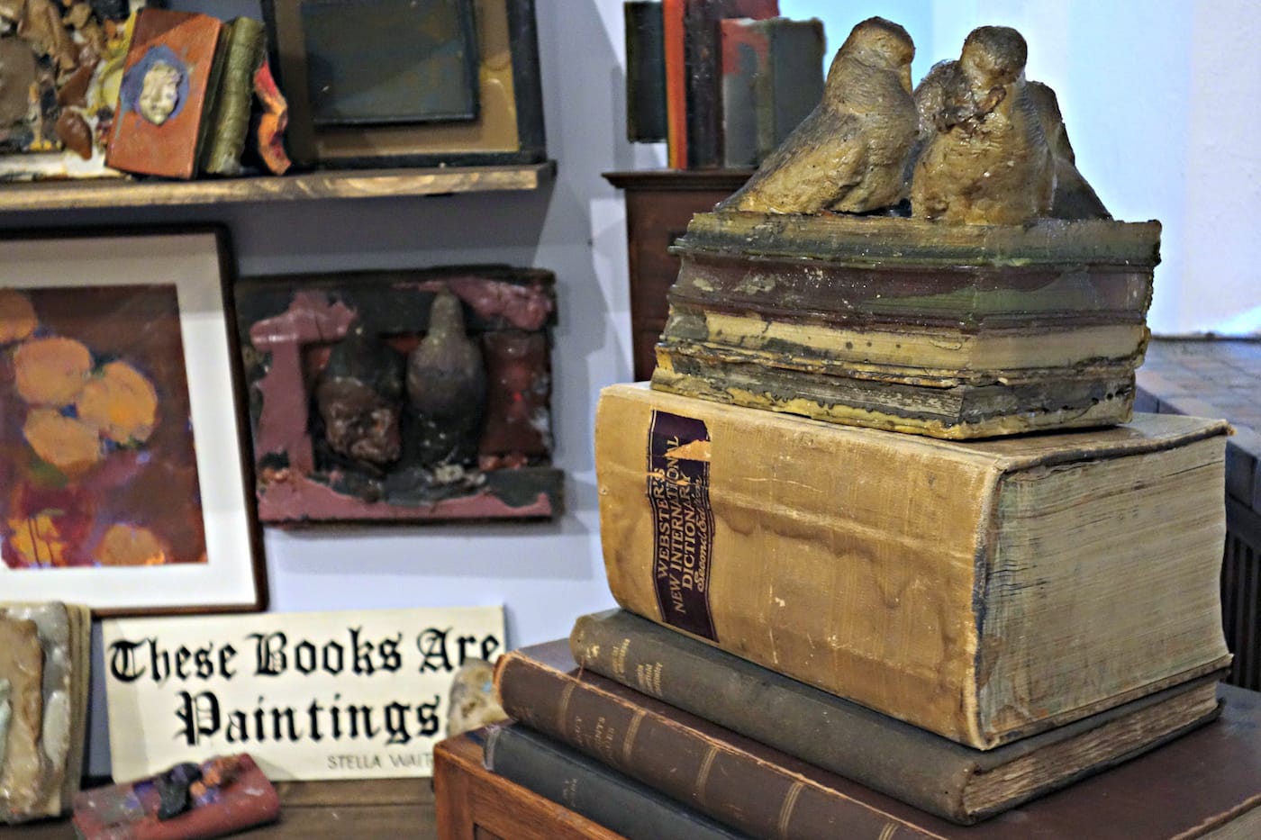 Installation view of <em>Volumes: Stella Waitzkin + Rita Barros</em> at the John Michael Kohler Arts Center (photo by the author for Hyperallergic)