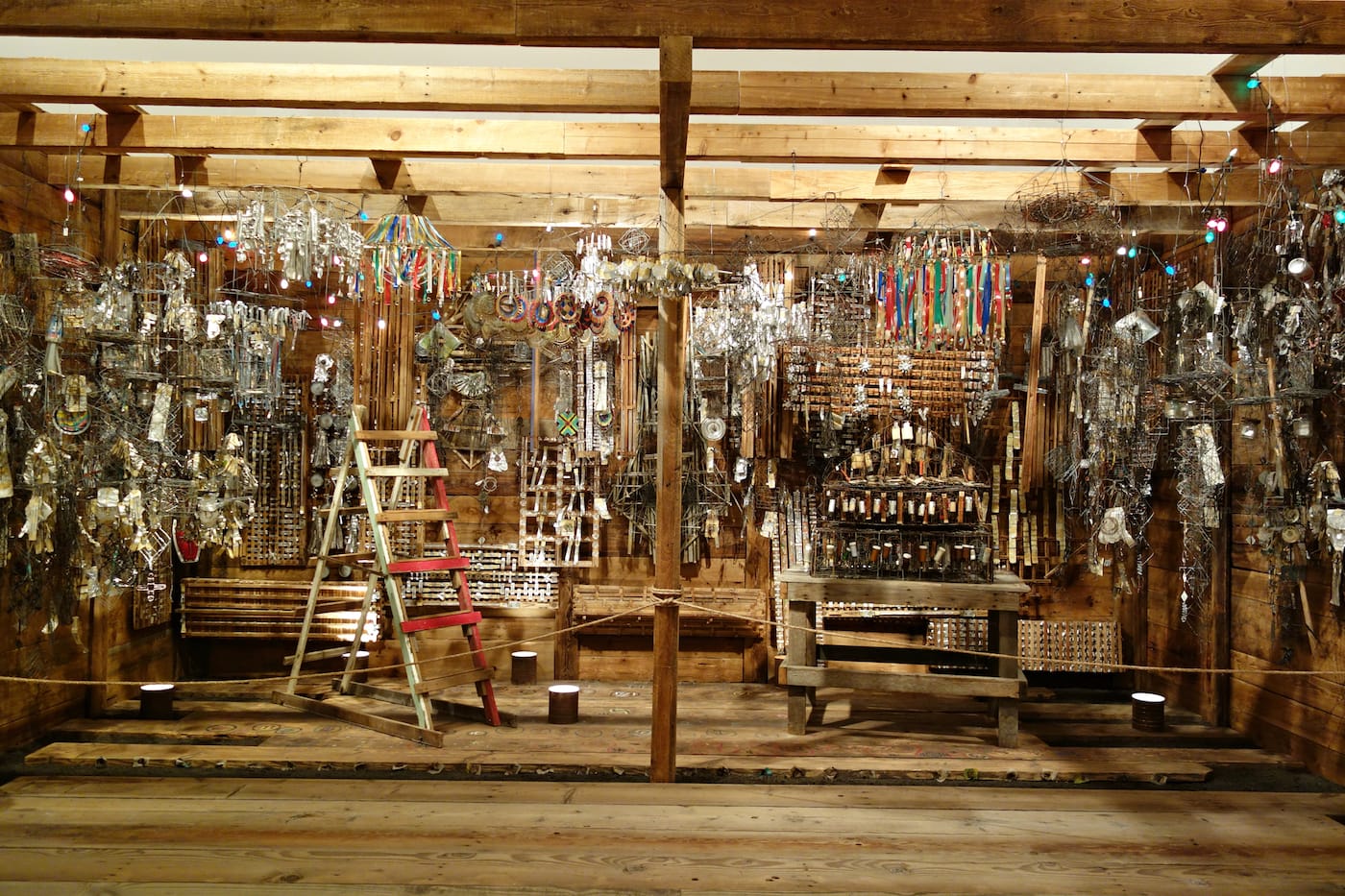 Installation view of <em>An Encounter with Presence: Emery Blagdon. + Shannon Stratton</em> at the John Michael Kohler Arts Center (photo by the author for Hyperallergic)