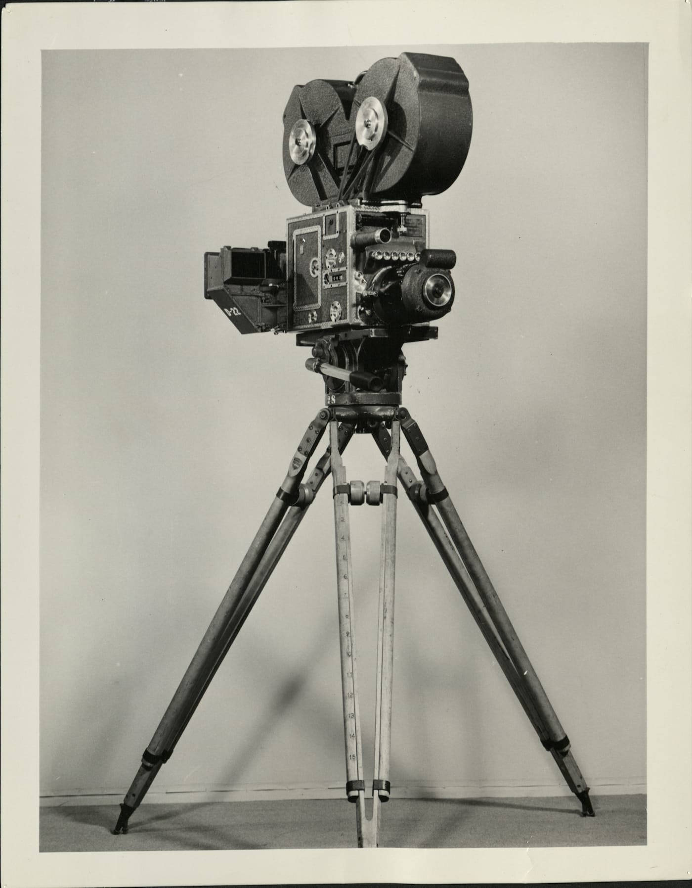 Technicolor 3-strip camera (1930s), photograph (Technicolor Corporate Archive, courtesy George Eastman Museum)