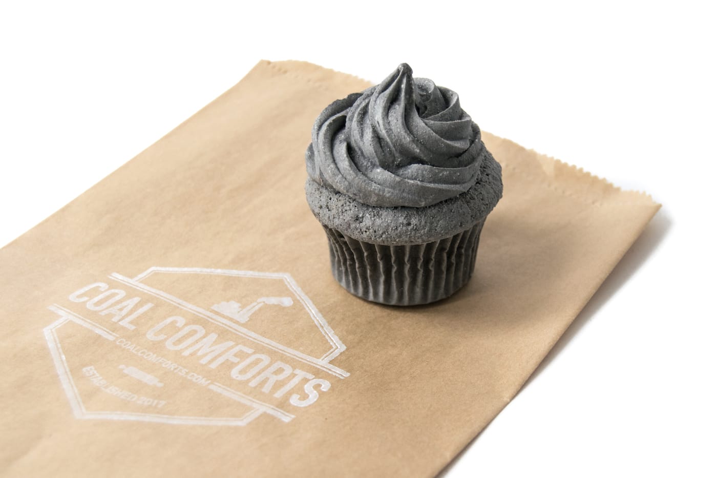 A "Coal Comforts" cupcake by Spencer Merolla (courtesy the artist)