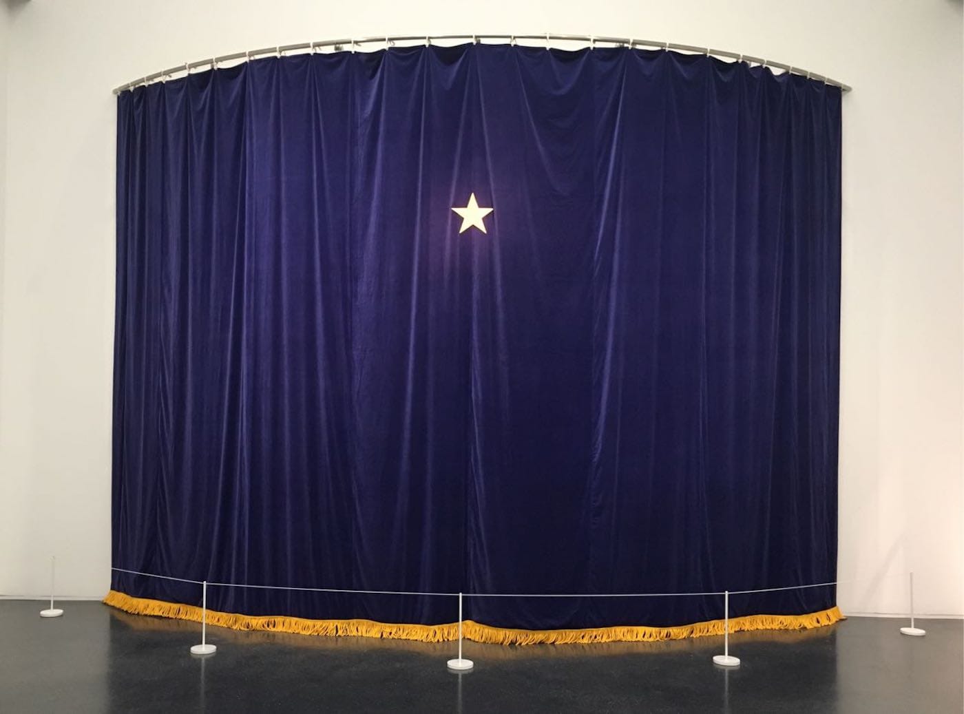 Takashi Murakami, "Starchild" (1992) (photo by the author for Hyperallergic)