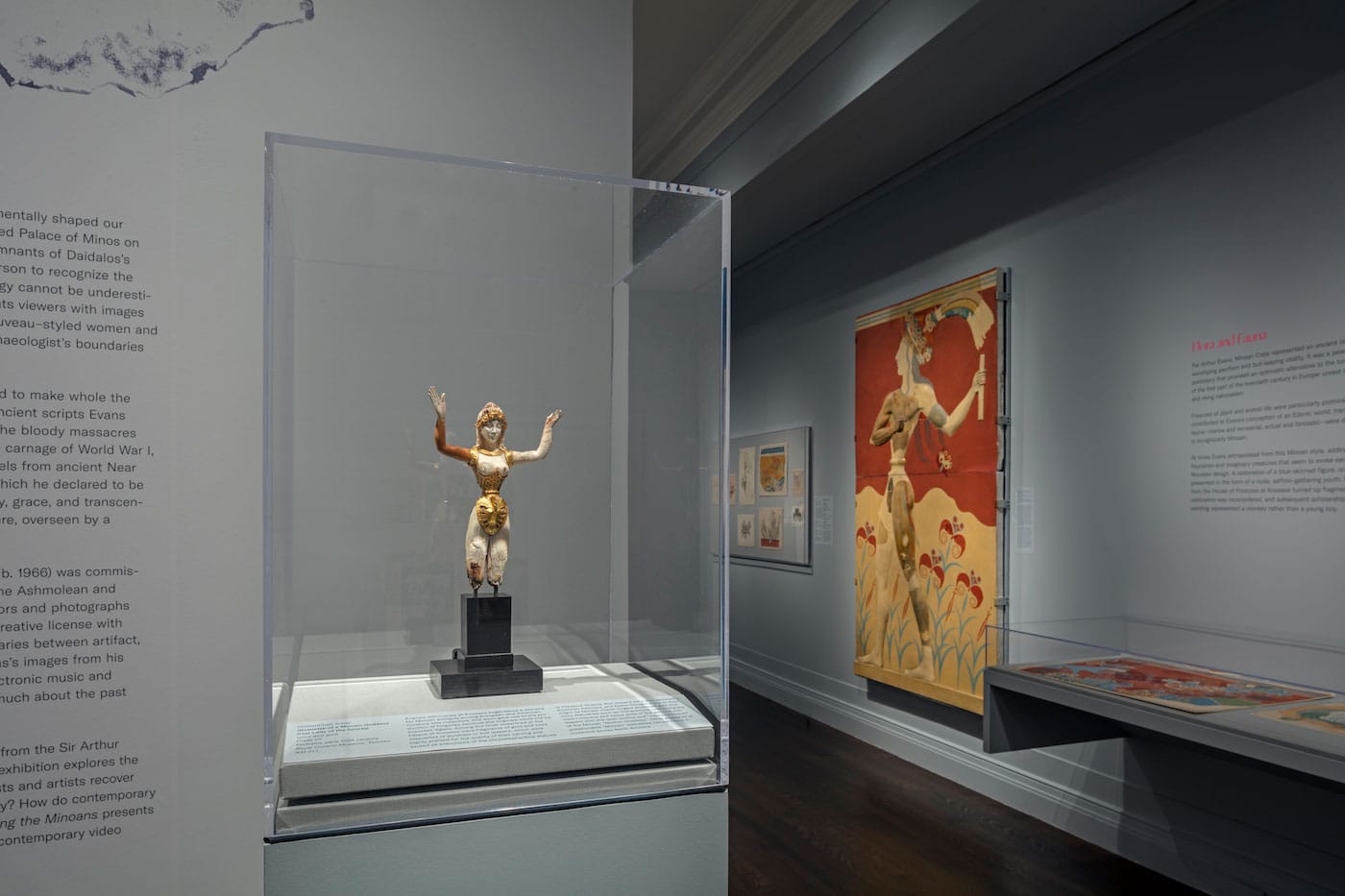 Installation view of <em>Restoring the Minoans: Elizabeth Price and Sir Arthur Evans</em> (courtesy Institute for the Study of the Ancient World)