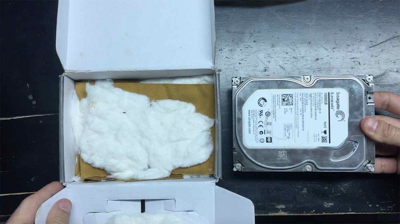 Still from Julia Weist and Nestor Siré, "Holguín (BABALAWO)" (2016) (courtesy the artists)