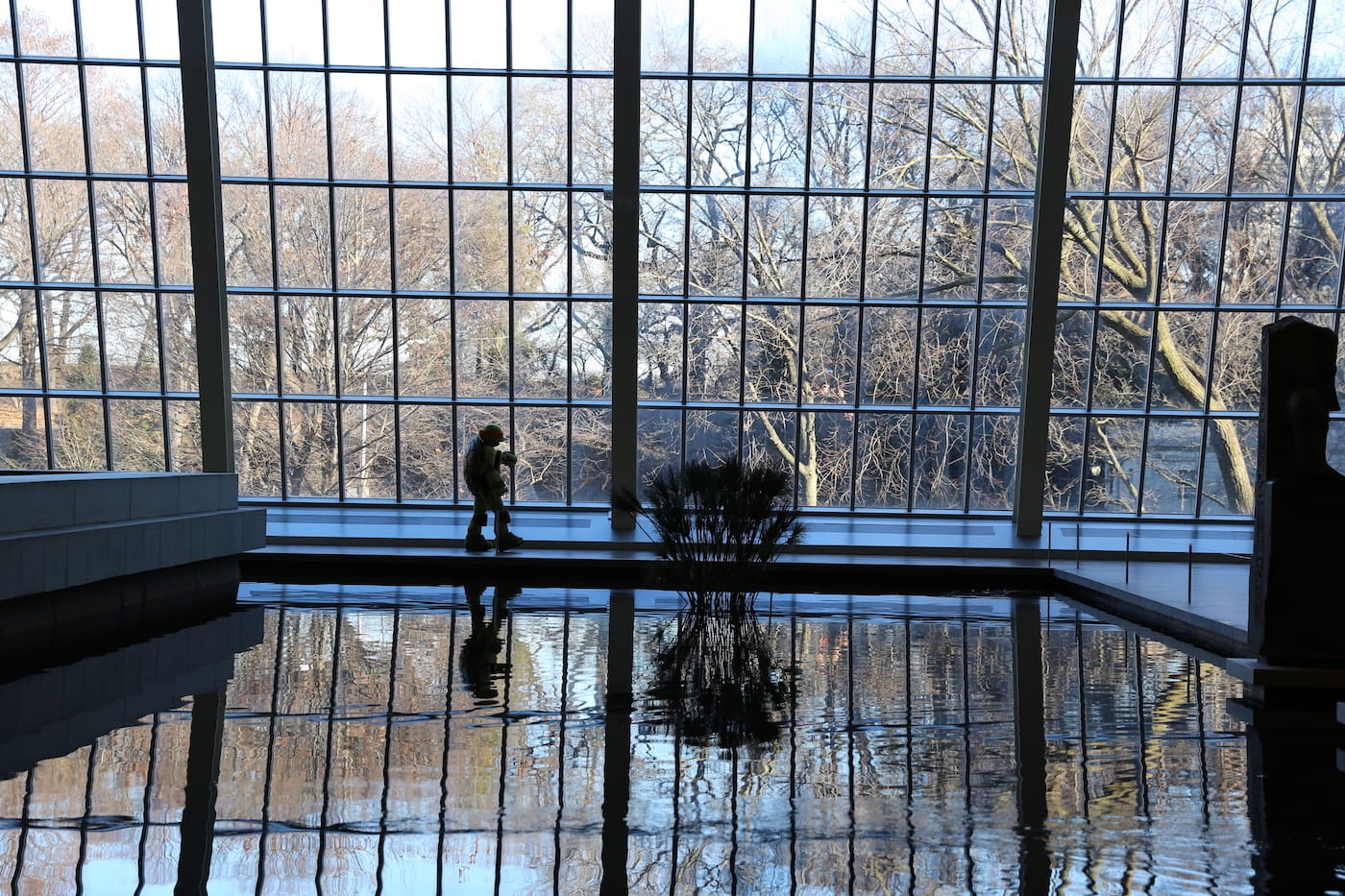 Michelangelo visits the Metropolitan Museum of Art