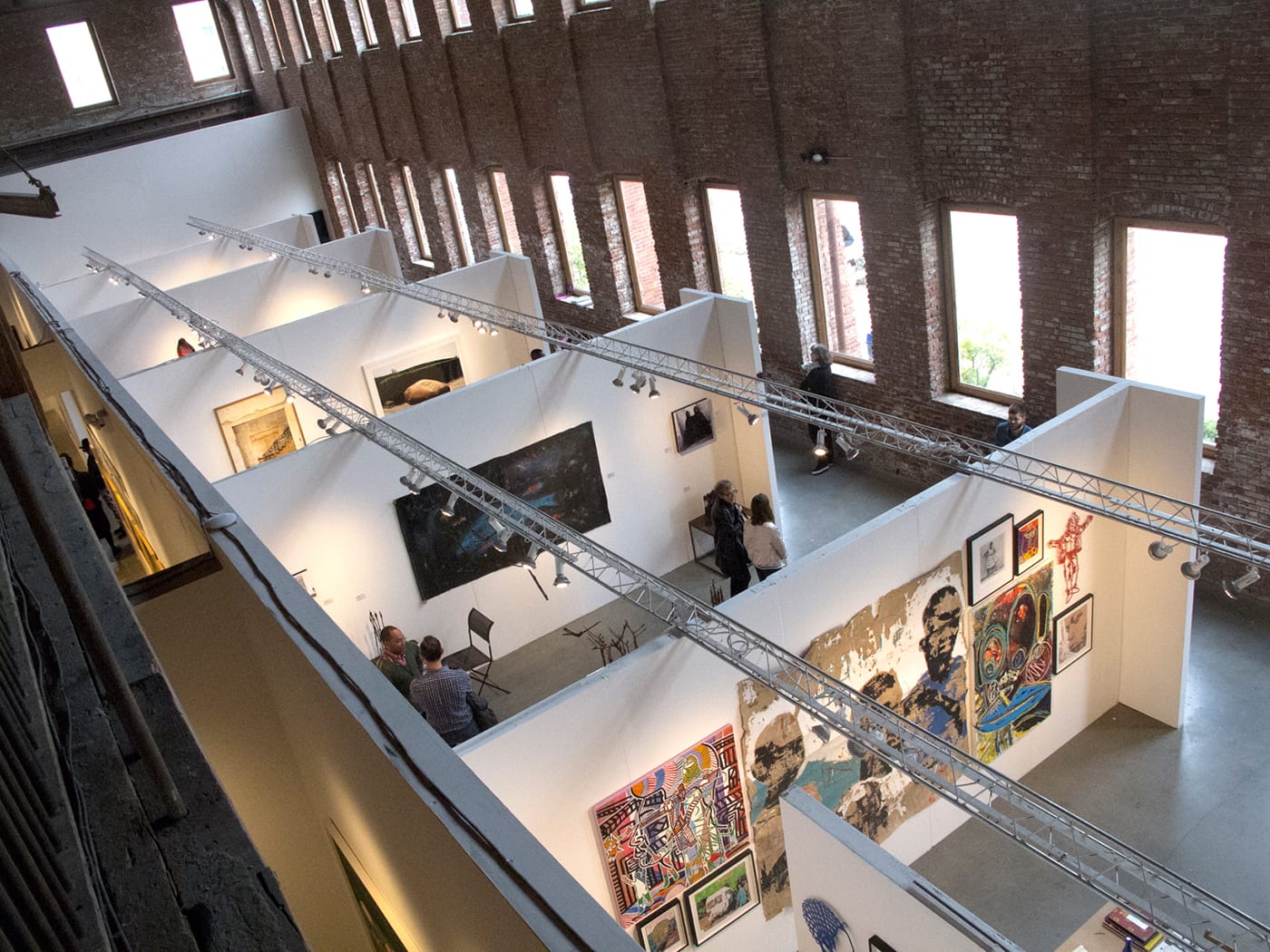 An overhead view of the 1-54 Contemporary African Art Fair at Pioneer Works in 2016 (photo by Melissa Stern/Hyperallergic)
