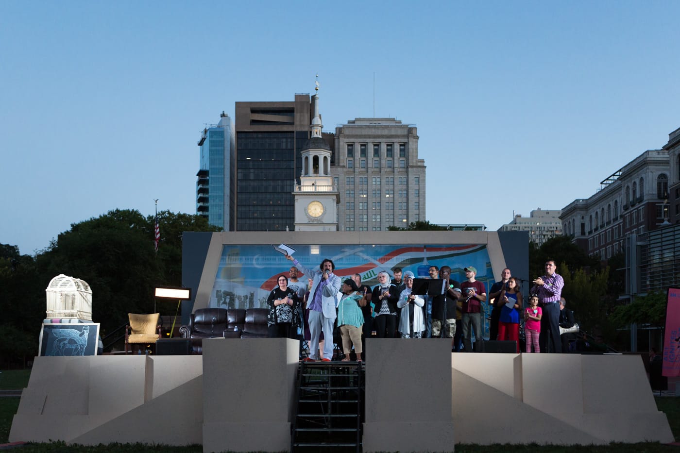 Finale of the July 30 live performance for <em/>Radio Silence (all photos by Steve Weinik, courtesy Mural Arts Philadelphia)