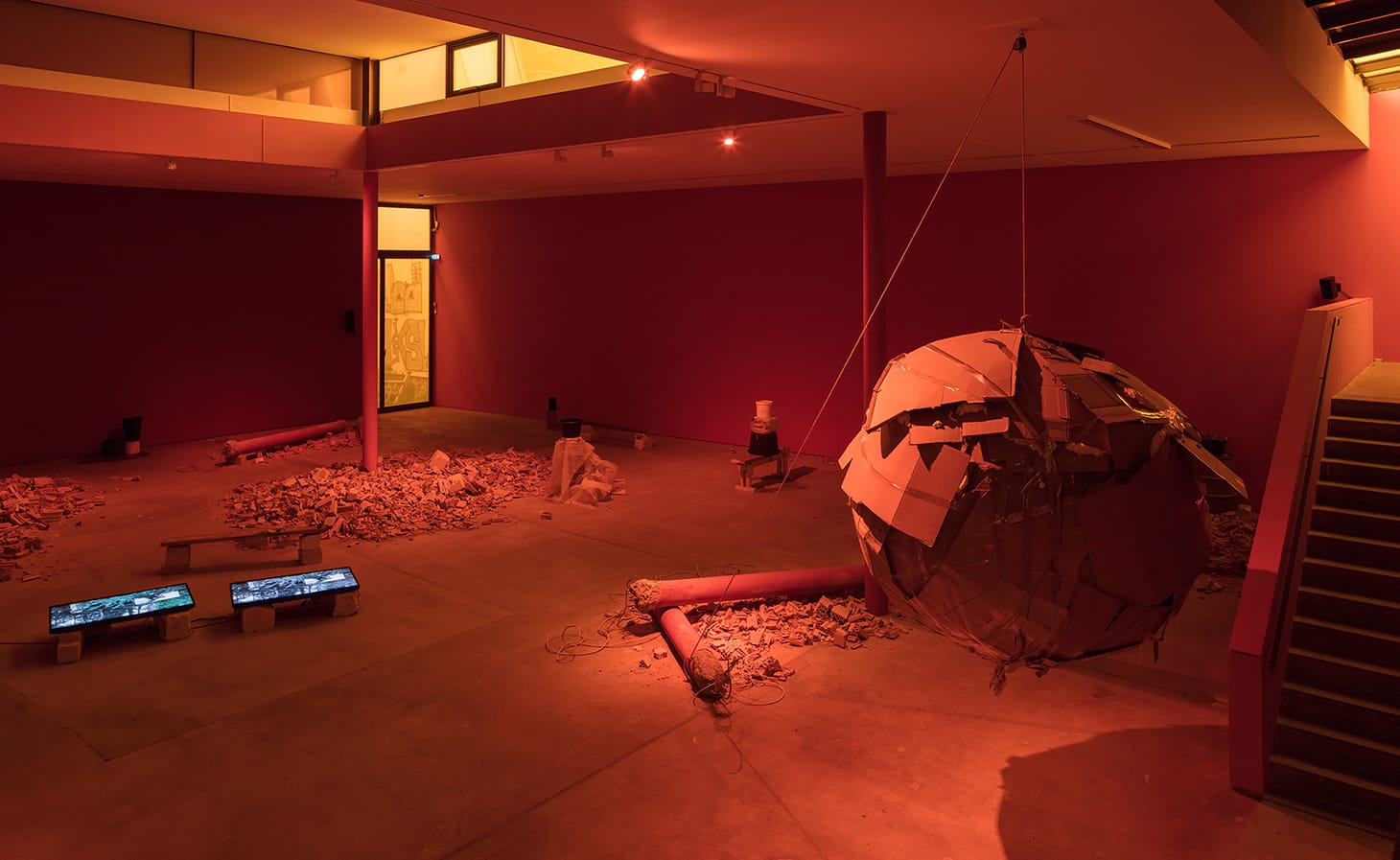 Dineo Sheshee Bopape, "Untitled of Occult Instability Feelings" (2016) (image courtesy of Palais de Tokyo, Paris, SAM Art Projects, photo by Aurélien Mole)