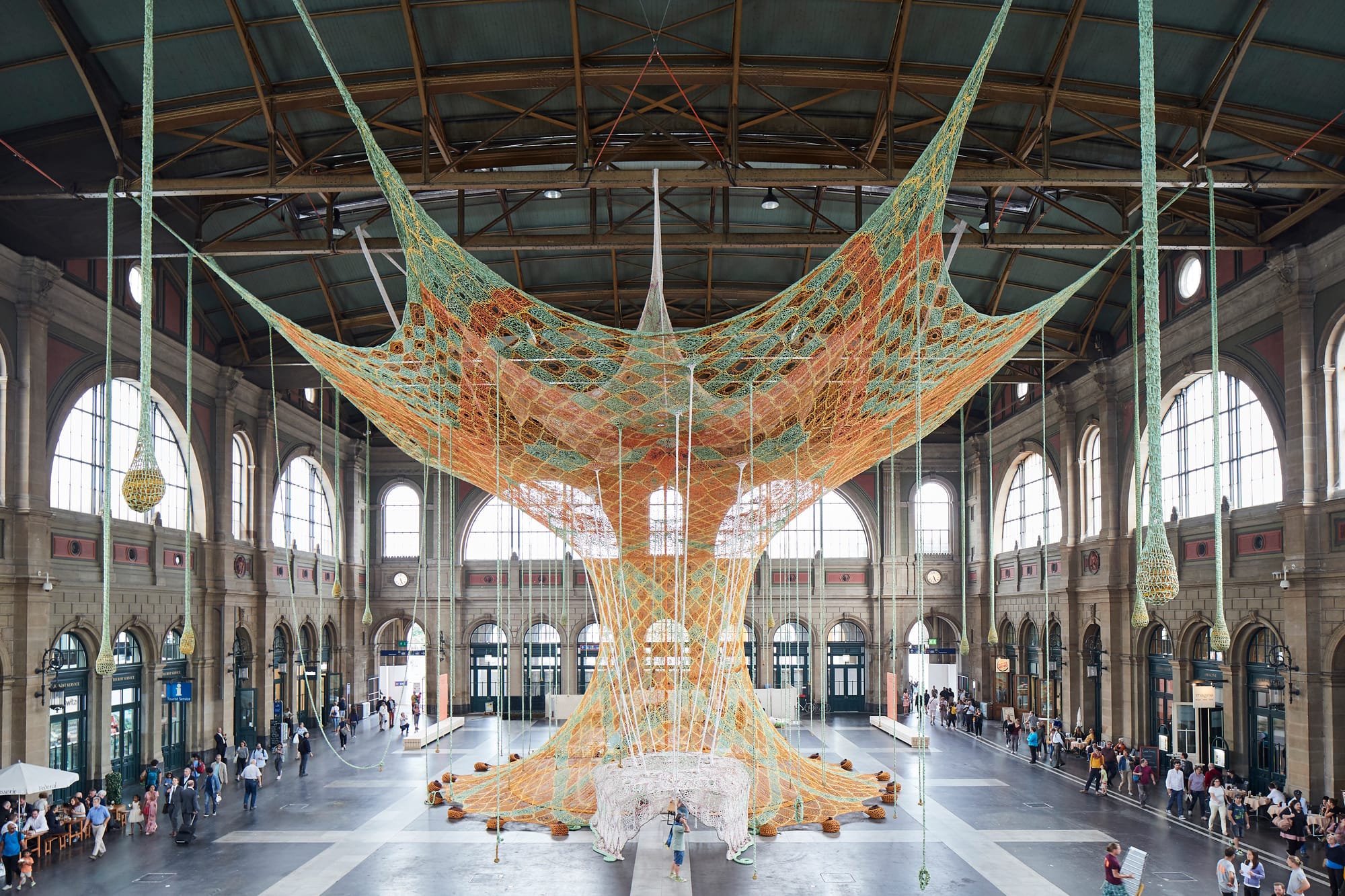 Ernesto Neto, GaiaMotherTree, 2018.