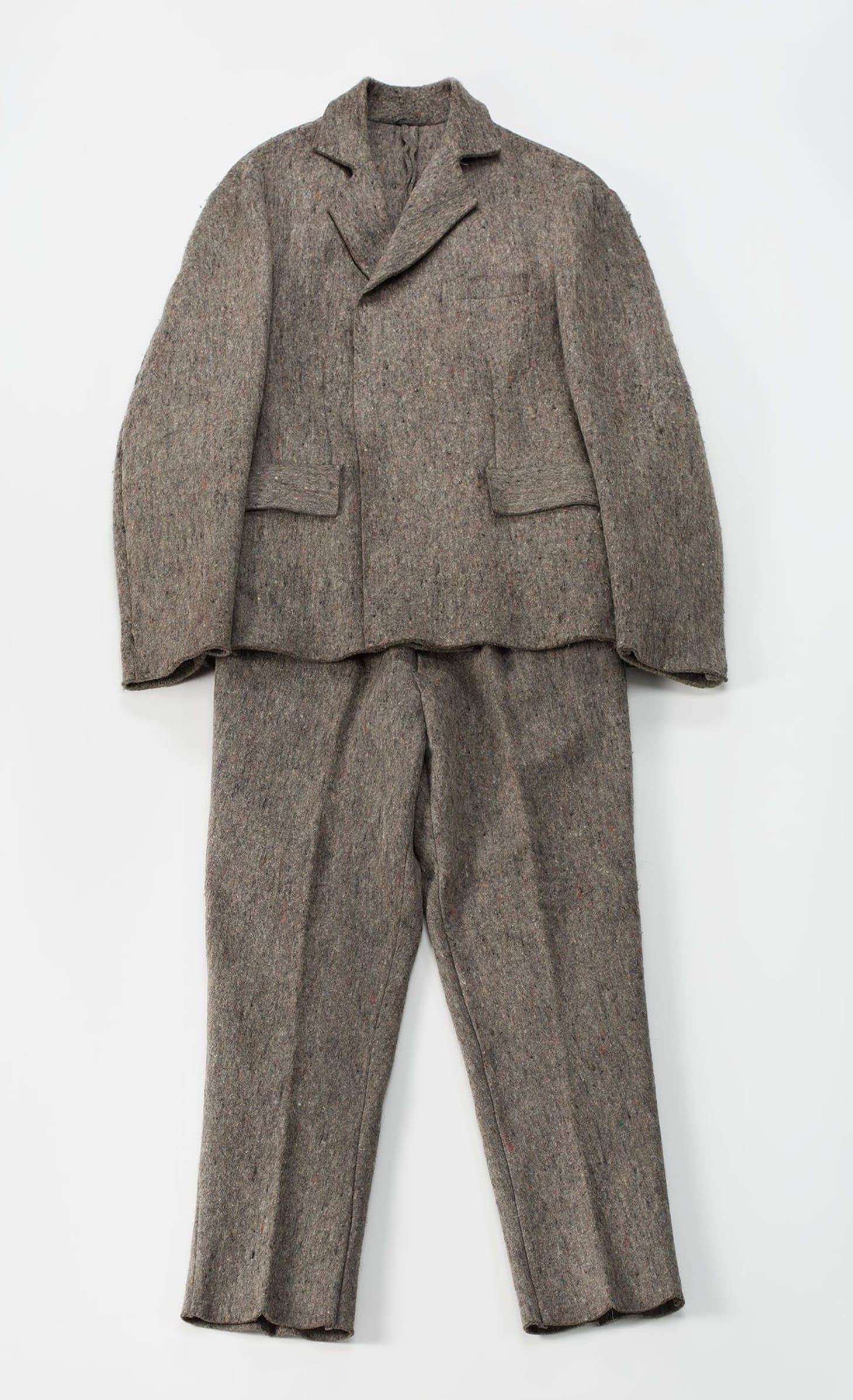 Joseph Beuys, felt suit, donation by Ingrid and Manfred Rotert (© VG Bild-Kunst, Bonn 2018, photo by LWL/Sabine Ahlbrand-Dornseif)