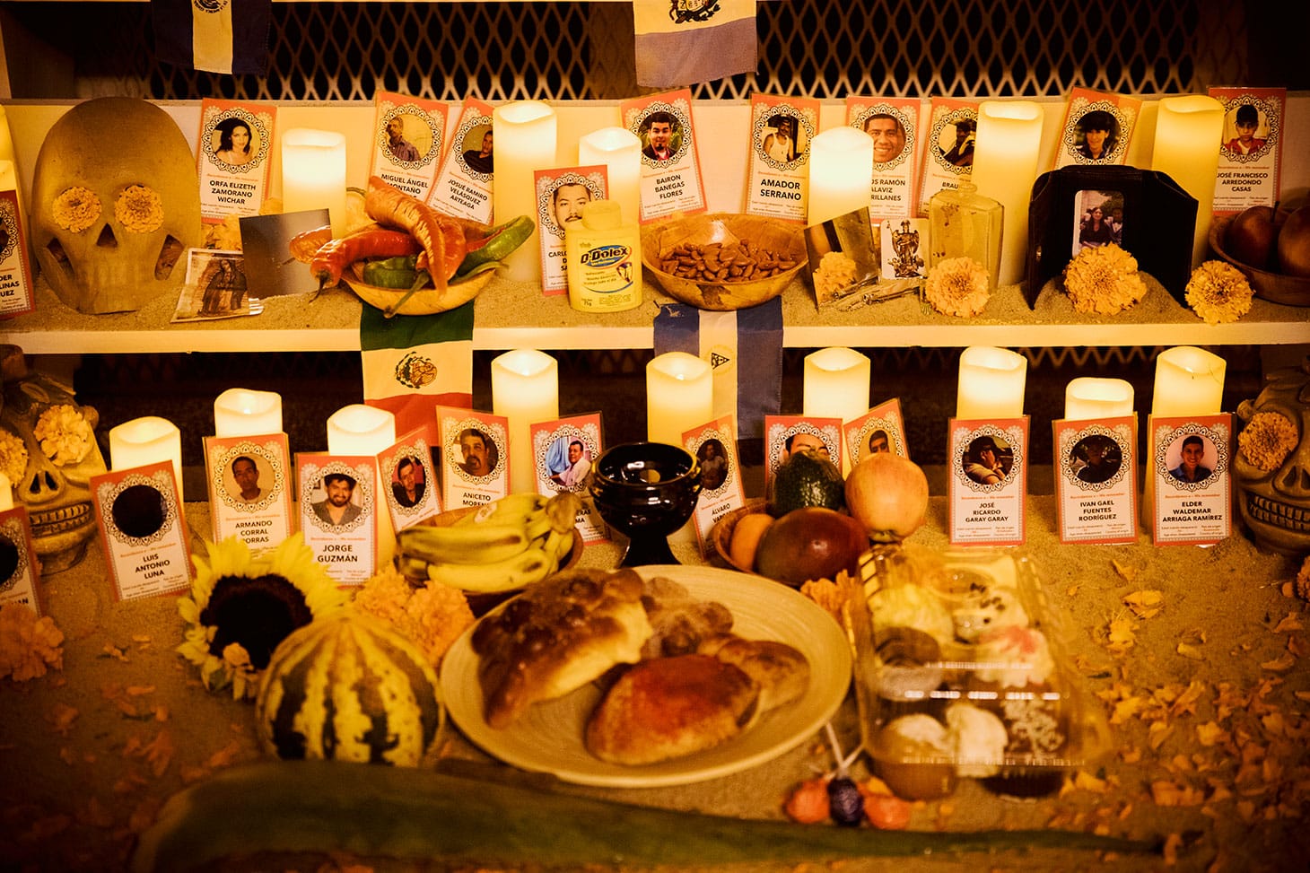 Adrian Viajero Román, Dia de Muerto Ofrenda (2018), detail view