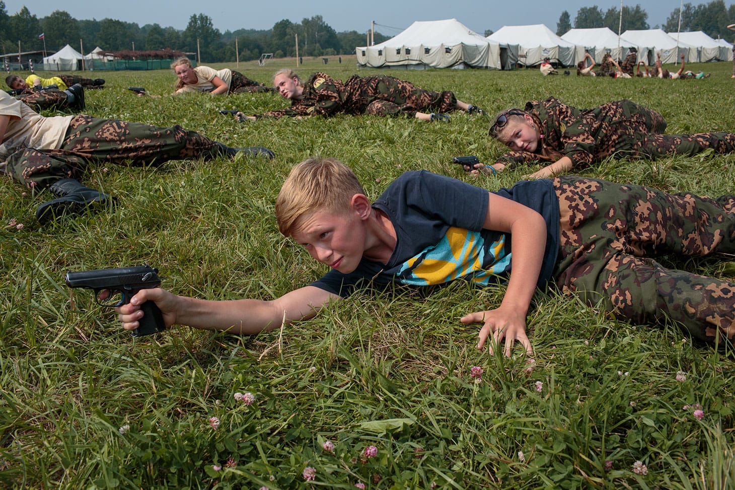 Sarah Blesener, "Beckon Us From Home" (2018): Students undergo firearms training using airguns at Borodino, the battleground where Russia fought Napoleon’s forces in 1812 (© Sarah Blesener)