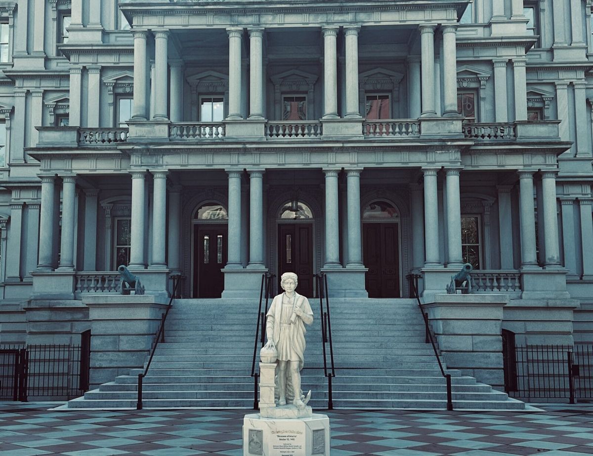 Trump Erects Contentious Columbus Statue Outside White House