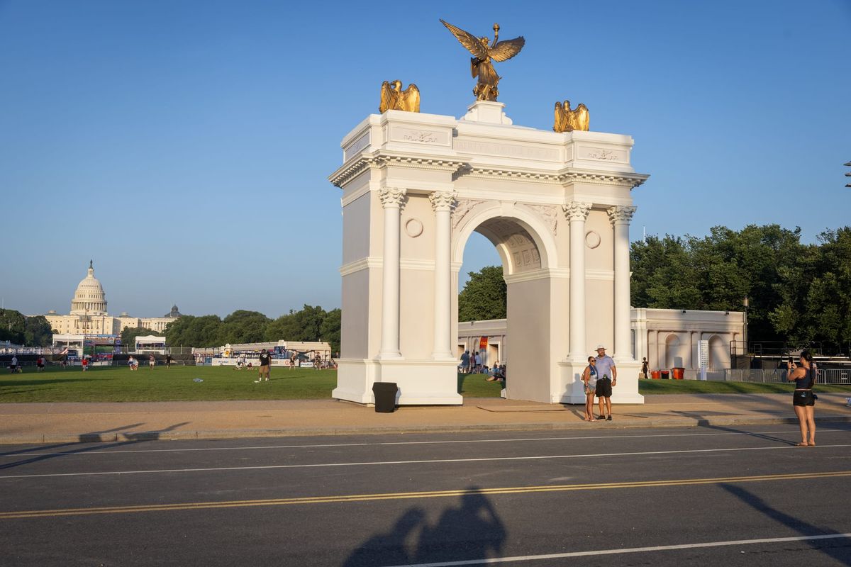 Trump to Break Ground on “Triumphal Arch” Before Federal Approval