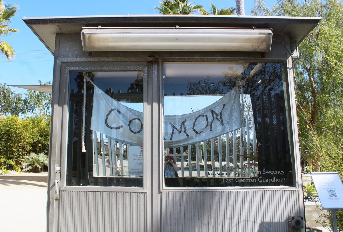 A Fragrance Bottles Up the Everyday Scents of Former East Germany