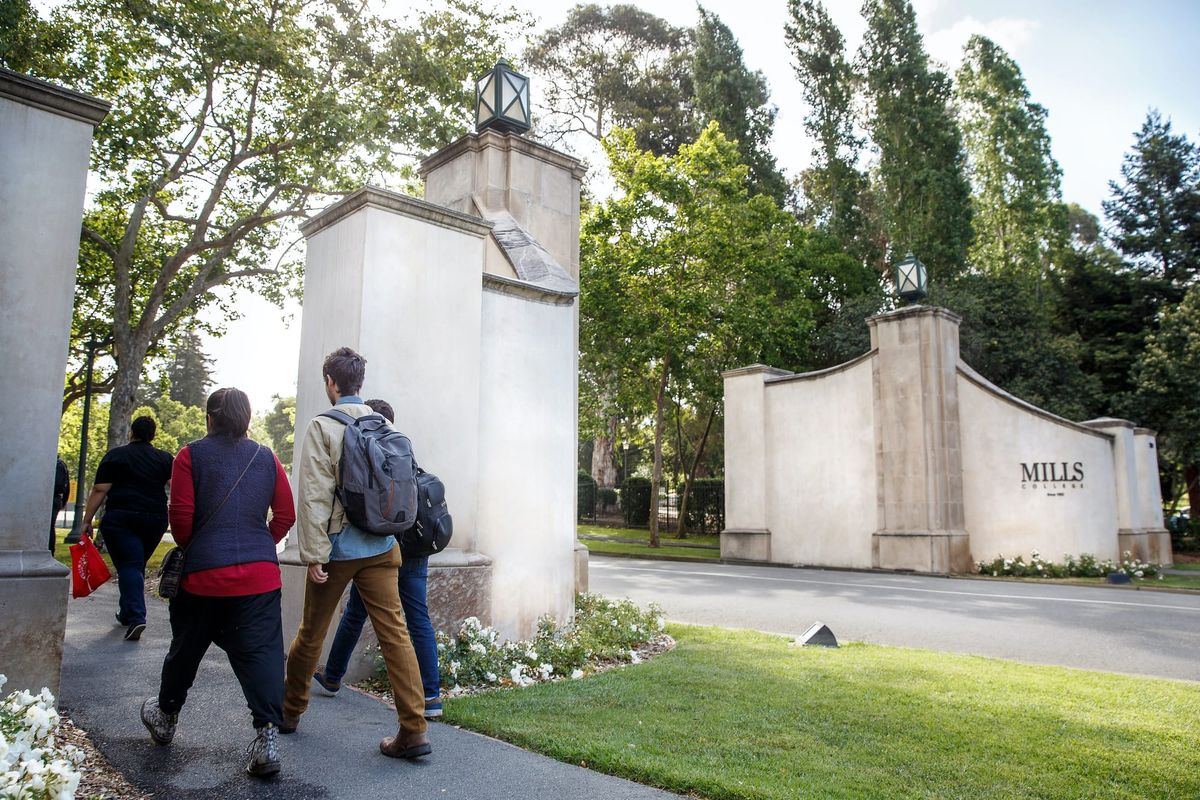 Mills College, a Pioneer in the Arts, Closes After 169 Years