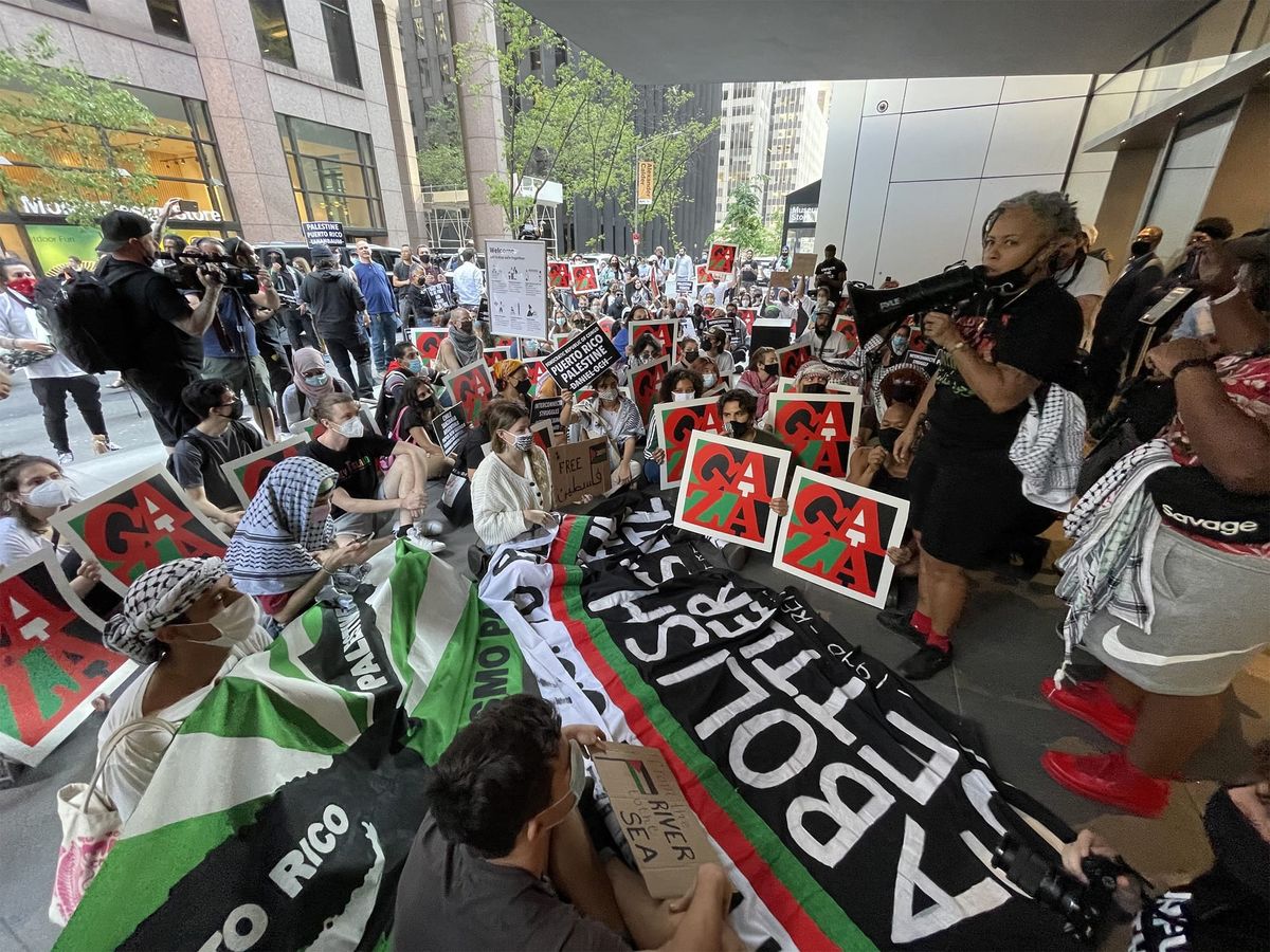 300+ Activists Blockade Entrance of MoMA, Condemning Ties to Violence Against Palestinians