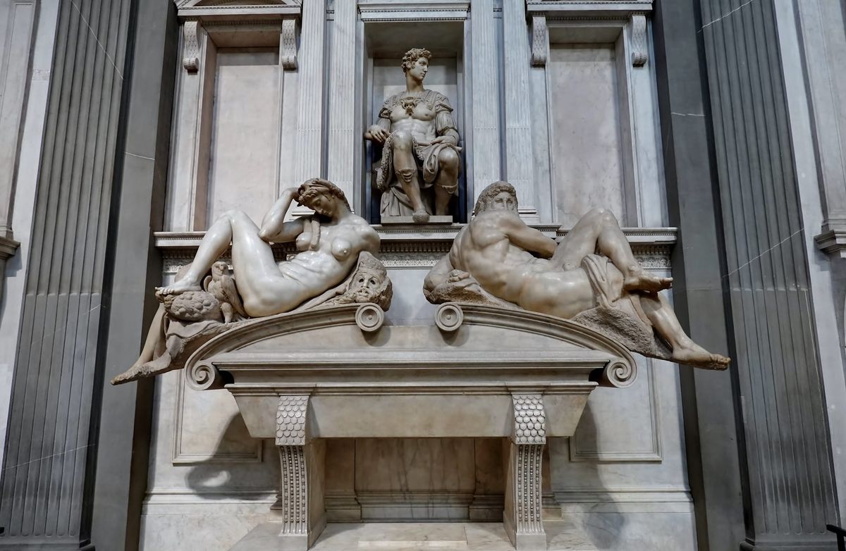 At Michelangelo’s Medici Chapel, Stain-fighting Bacteria Work Miracles
