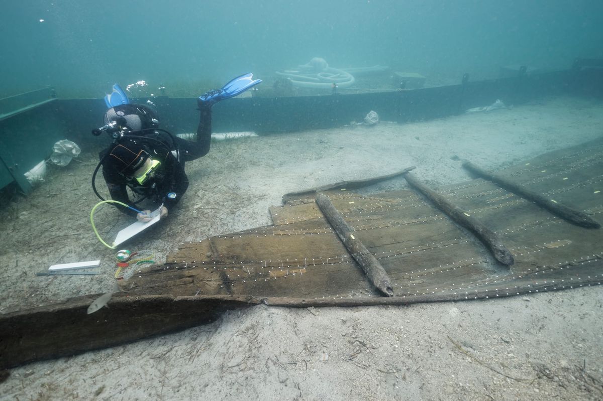 Researchers Plan to Lift 3,000-Year-Old Shipwreck From Sea Floor