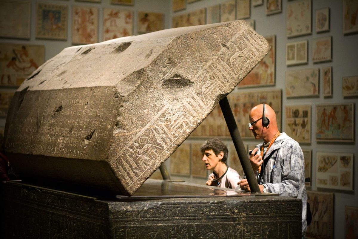 Do You Have What It Takes to Be the Met Museum’s Head of Provenance?