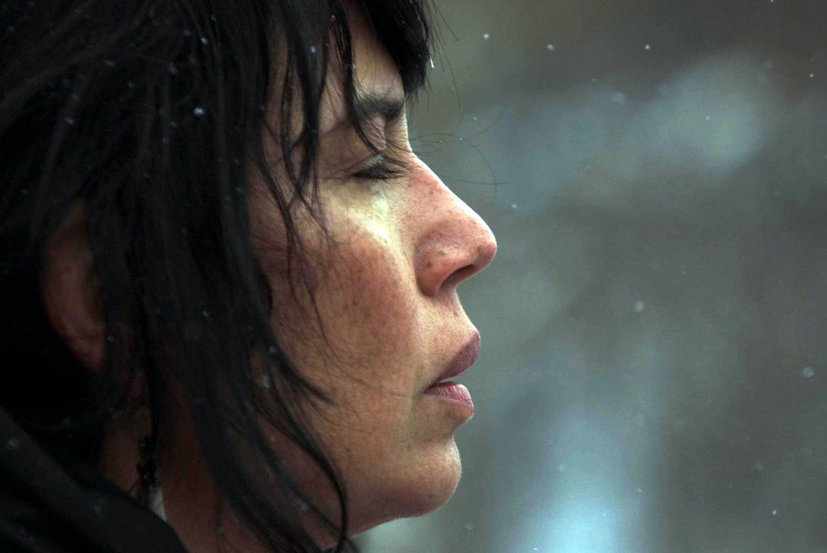 Indigenous Womanhood Through Shelley Niro’s Lens