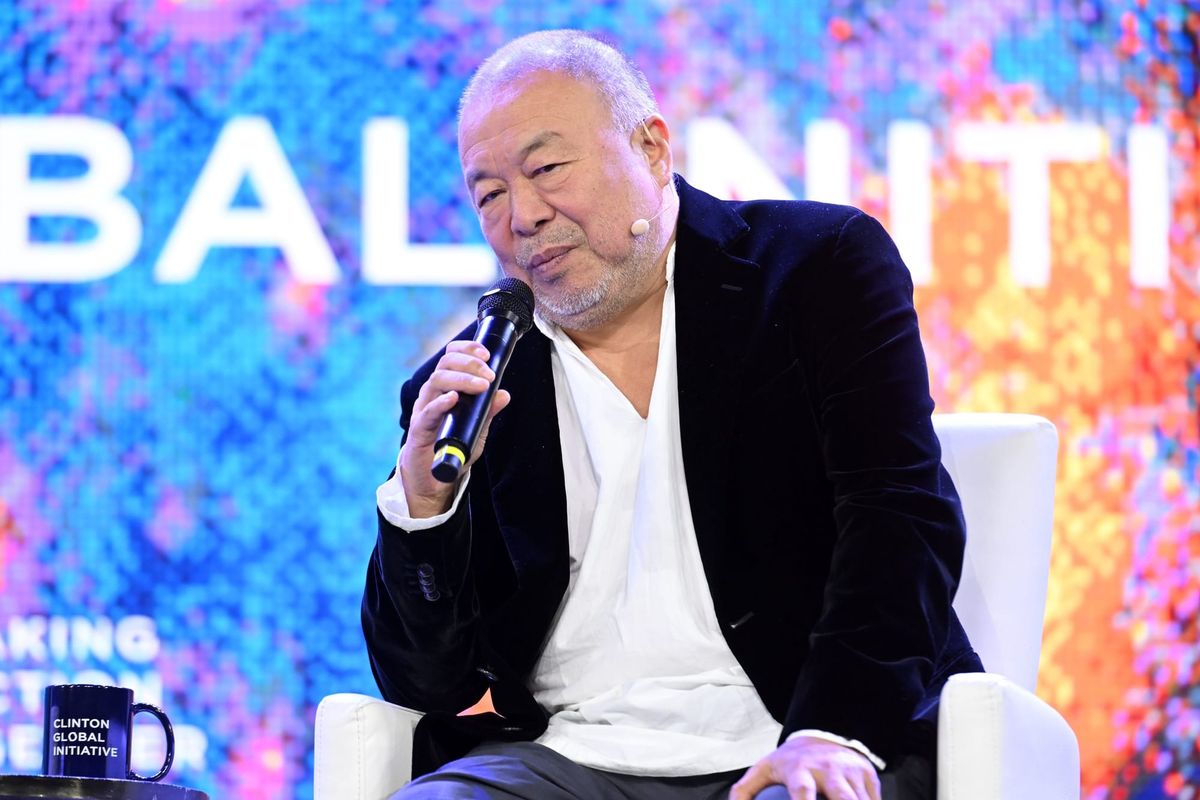 Gallery Nixes Ai Weiwei Show After Tweet About Israel