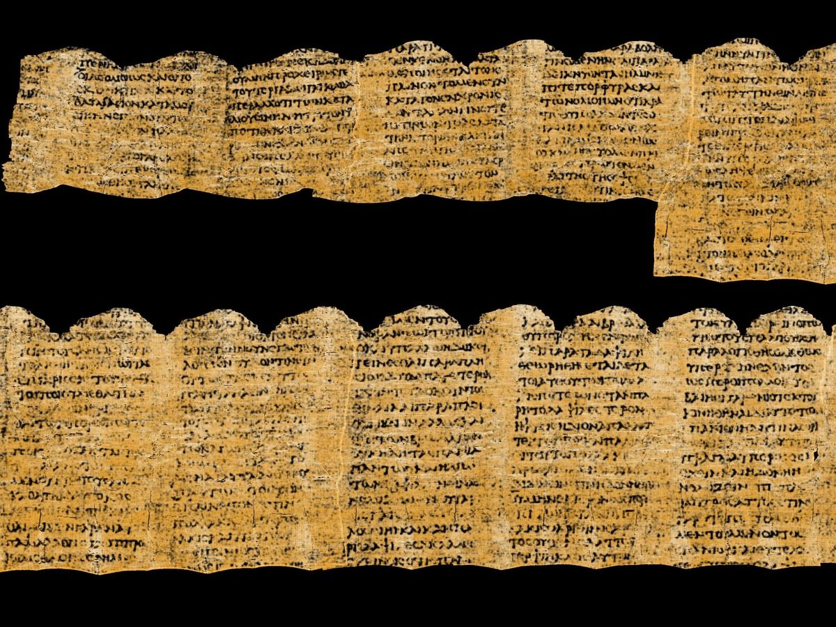 Students Win $700K for Using AI to Decipher Ancient Roman Scroll
