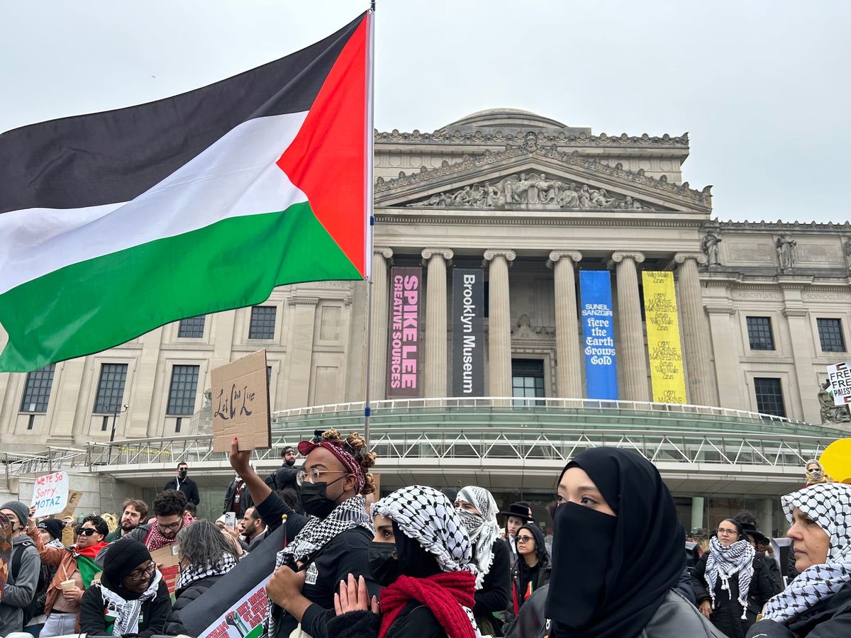 10 Arrested in Protest Outside Brooklyn Museum