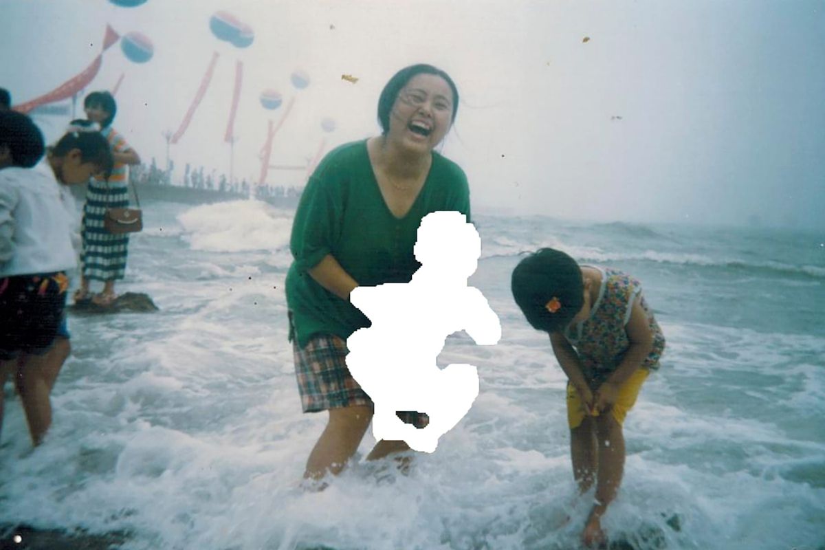 Portraits of Love and Loss From Around the World