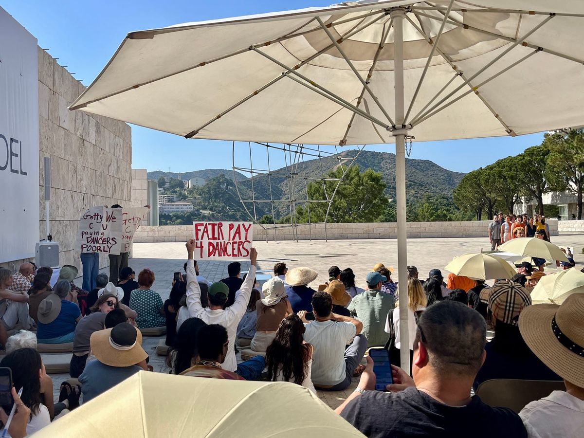 Dancers Call for Fair Wages During Joan Jonas Performance at Getty