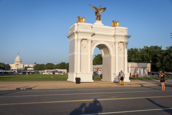 Trump to Break Ground on “Triumphal Arch” Before Federal Approval
