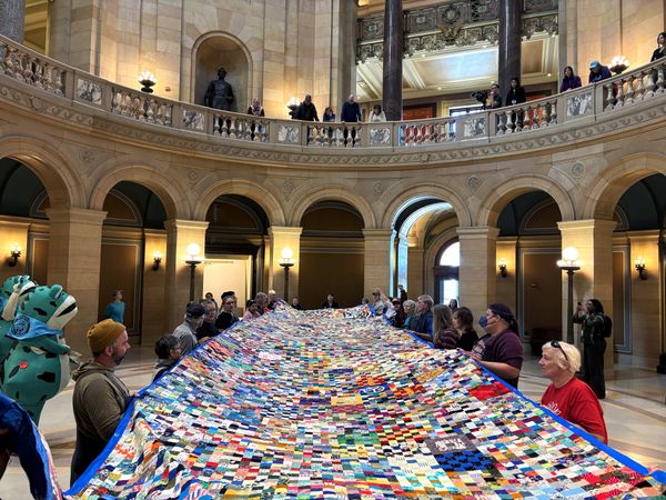 Activists Unveil Quilt Honoring Thousands Disappeared by ICE in Minnesota
