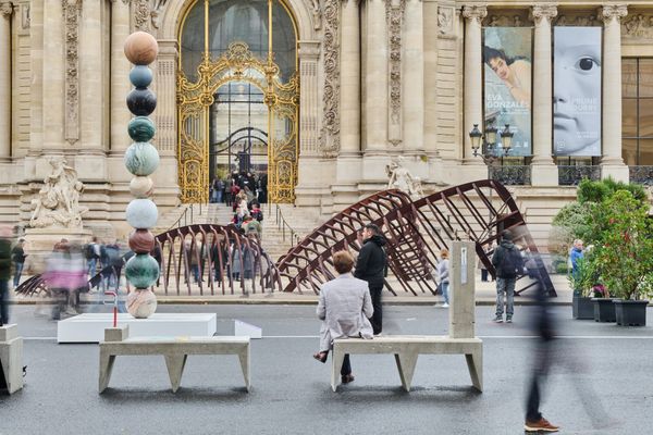 Shuttering Early, Art Basel Paris Also Removes Public Sculptures
