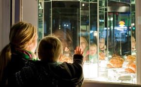 Corin Hewitt & Molly McFadden Play Double at Recess